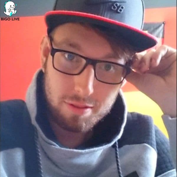 Schalte dein neues Bild frei