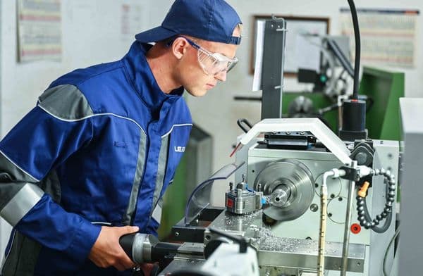 Facts about the dual vocational training system