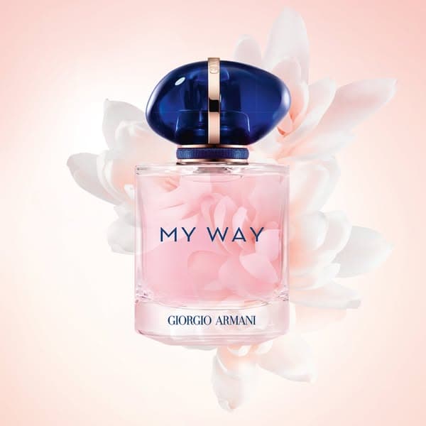 Feir valentinsdagen med Giorgio Armani.