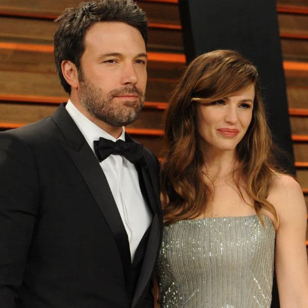 Here Are 18 Unfaithful Celebrities Who Had Affairs With Their Employees - and Got Caught! Prepare a tissue box before you see them. Take a look at our list.