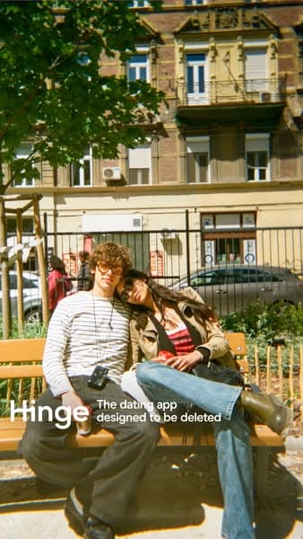 Registrati subito su Hinge.