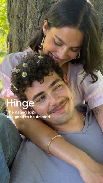 Registrati subito su Hinge.