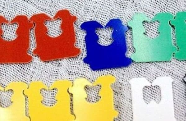 Airports Tell Passengers To Always Carry A Bread Clip