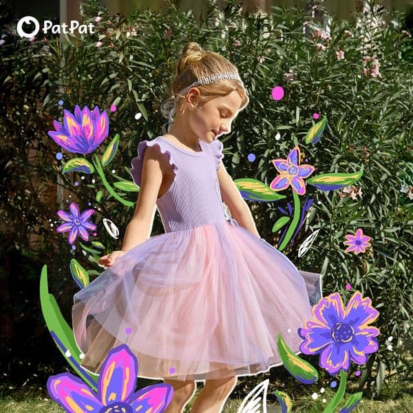 Tiny Fashionistas, Big Summer Vibes!