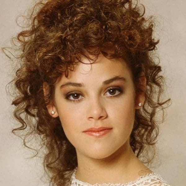 19 Celebs Who Tragically Died At The Hands Of Their Fans