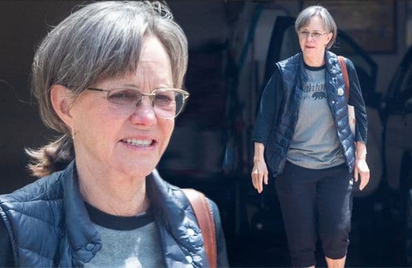 This Is Where Sally Field Lives At 76