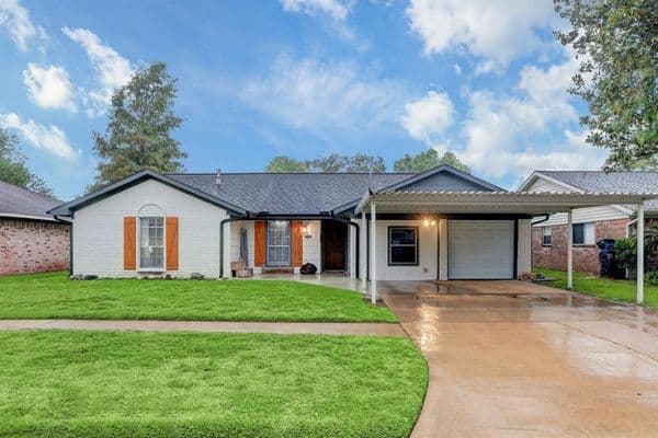Must-see Rentals in Deer Park, TX