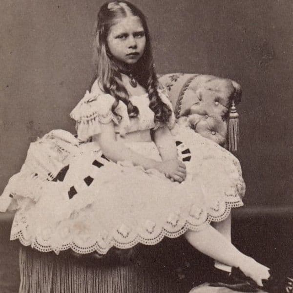 Princess Viktoria of Prussia, 63, was discovered dead in her hospital bed after refusing to speak to her family just hours before her death. She died childless after a 26-year marriage. Her young Russian husband did not even pay respects at her...